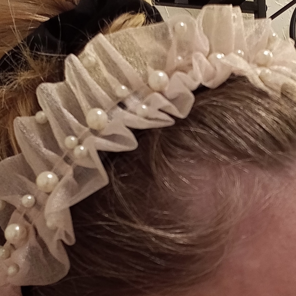 Gorgeous Pink Ruffled Tulle Headband with Faux Pearls | Bridal, Coquette, Fairyc - Picture 2 of 13